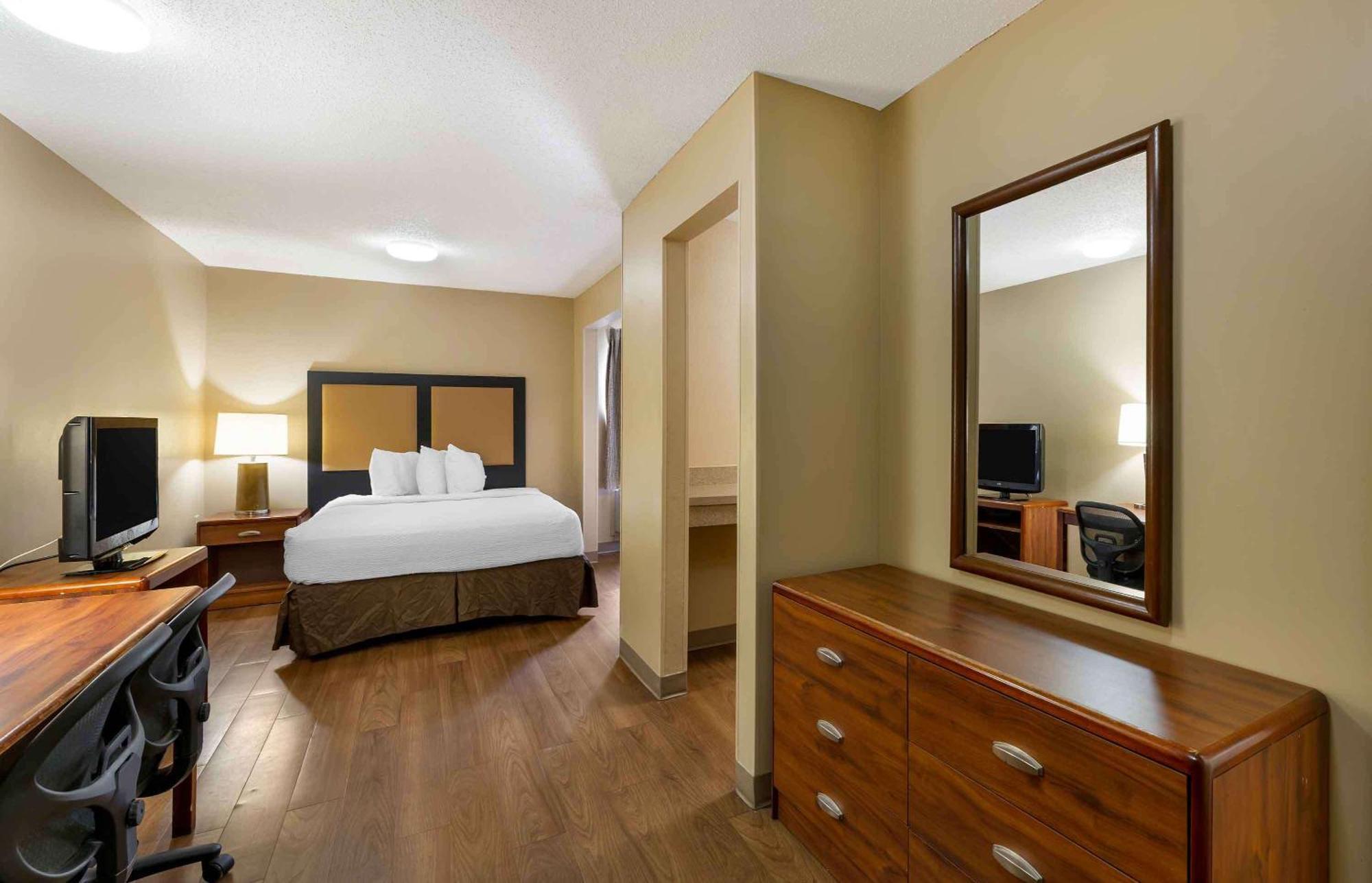 Extended Stay America Suites - Cleveland - Great Northern Mall North Olmsted Bagian luar foto