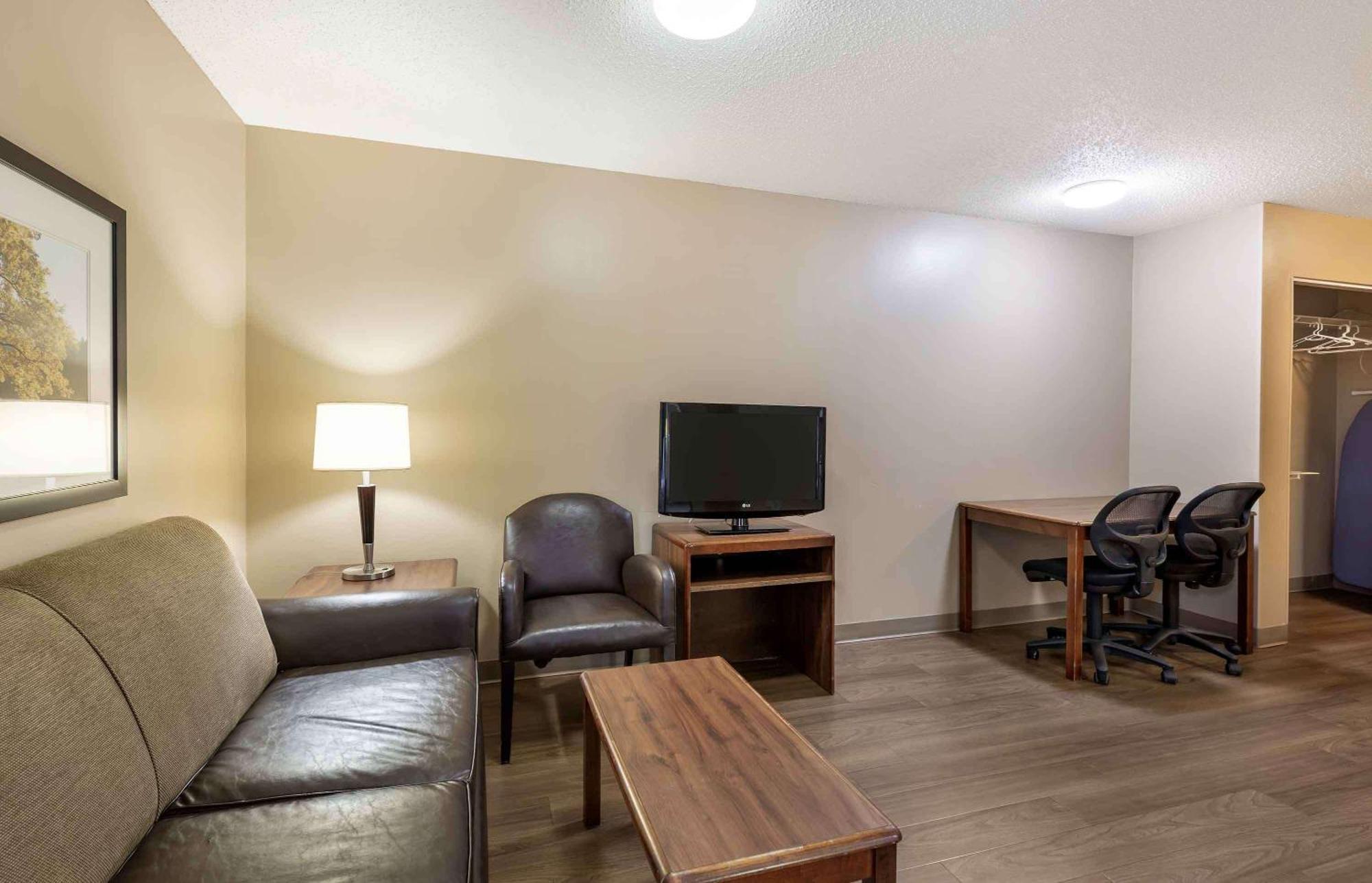 Extended Stay America Suites - Cleveland - Great Northern Mall North Olmsted Bagian luar foto