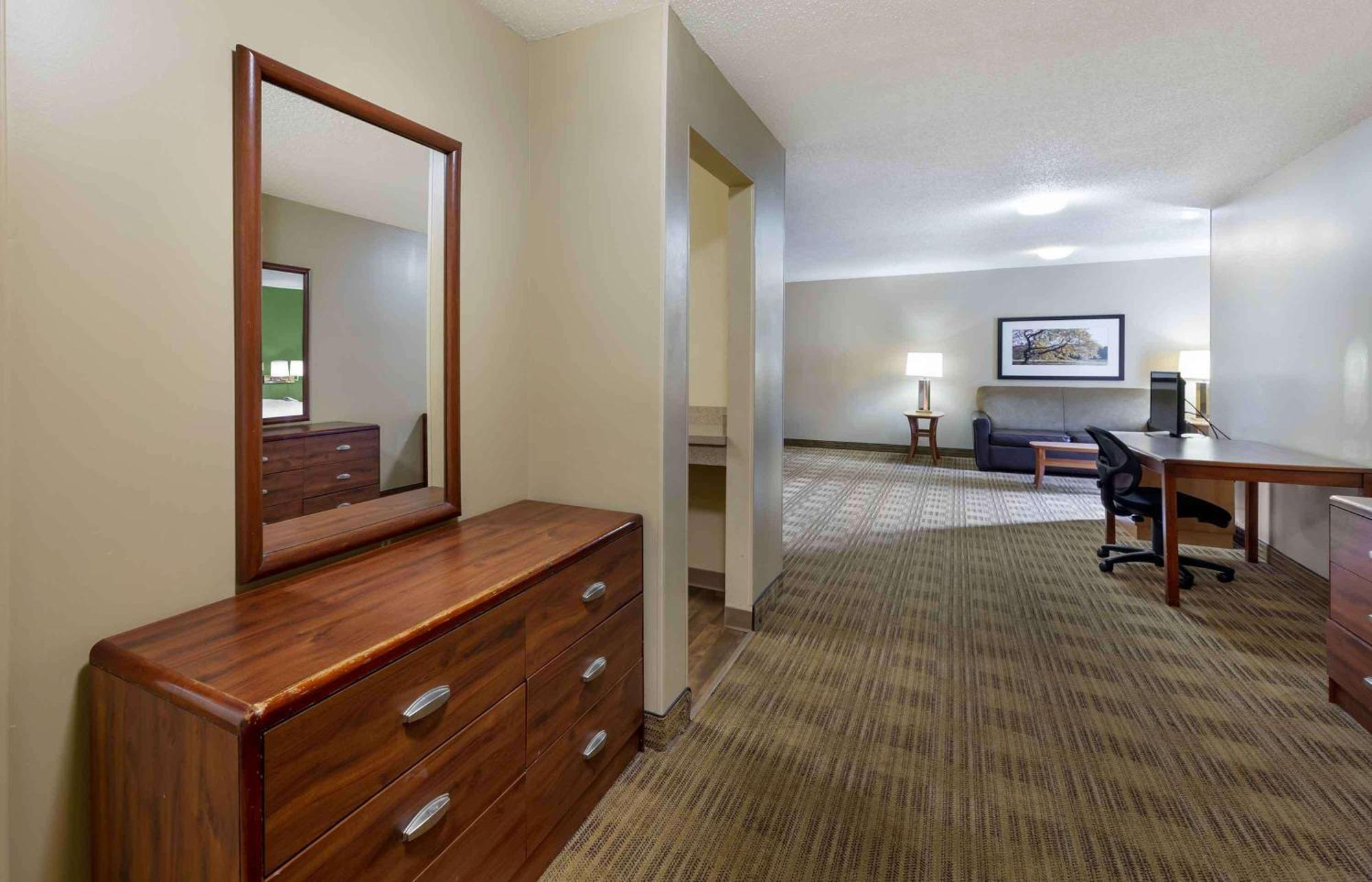 Extended Stay America Suites - Cleveland - Great Northern Mall North Olmsted Bagian luar foto